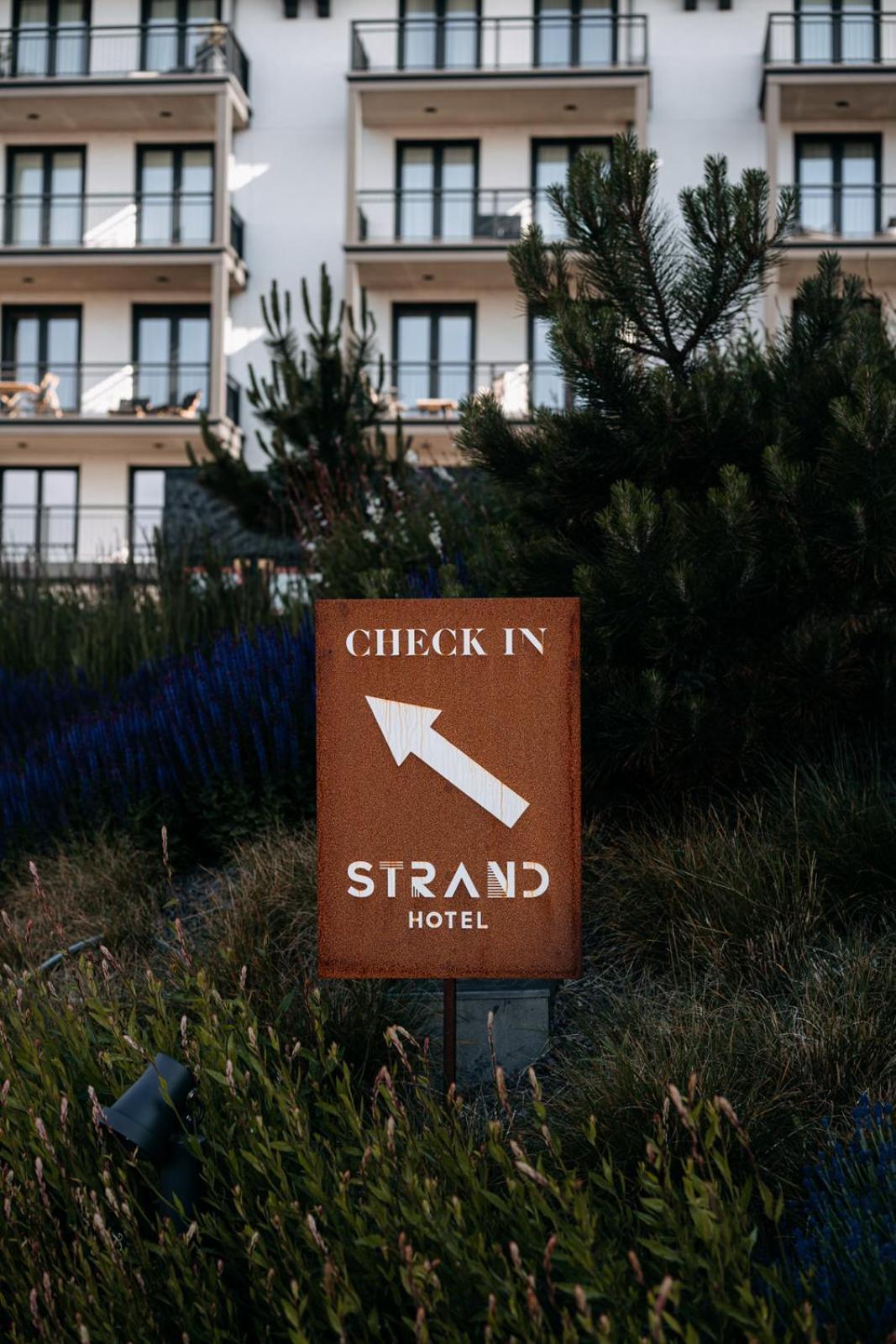 Residentie Strandhotel - Apartments With Hotel Service And Wellness Cadzand Eksteriør billede